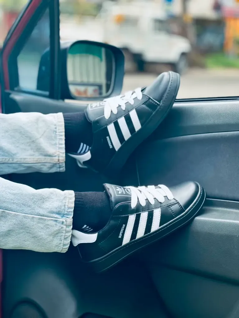 Superstar Black (6 uk)
