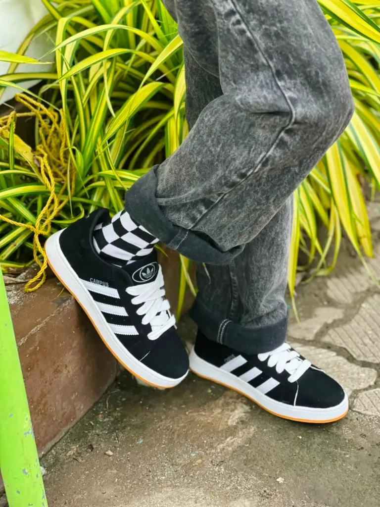 Campus Black