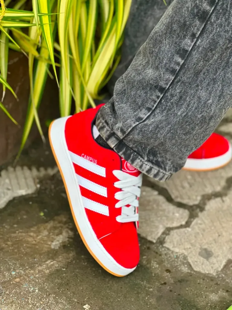 Campus Red