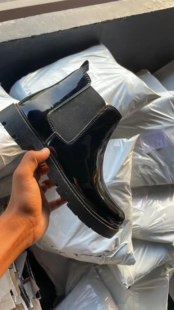 Chelsea High Glossy (36)