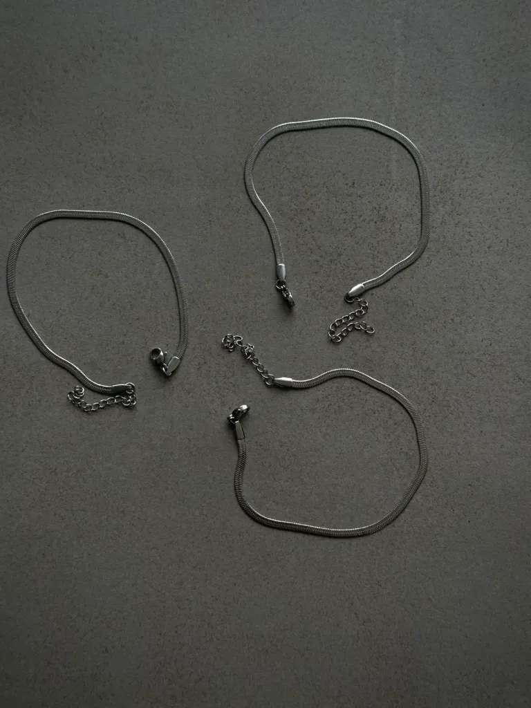 Hand Chain (1)