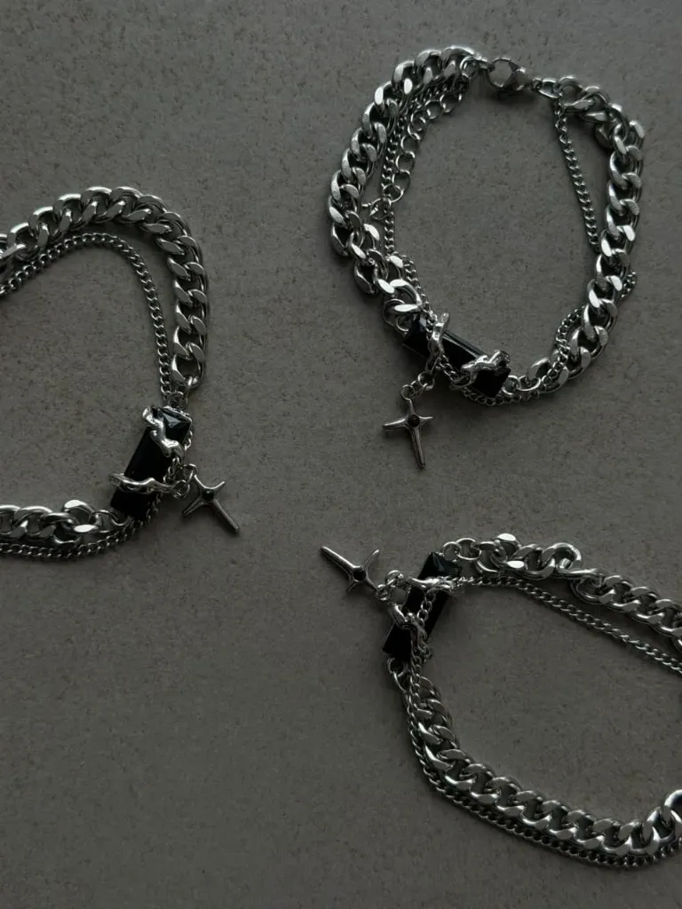 Hand Chain (2)