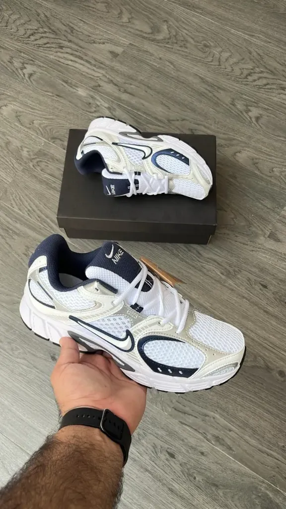 NIKE V5 RNR (White, 41)