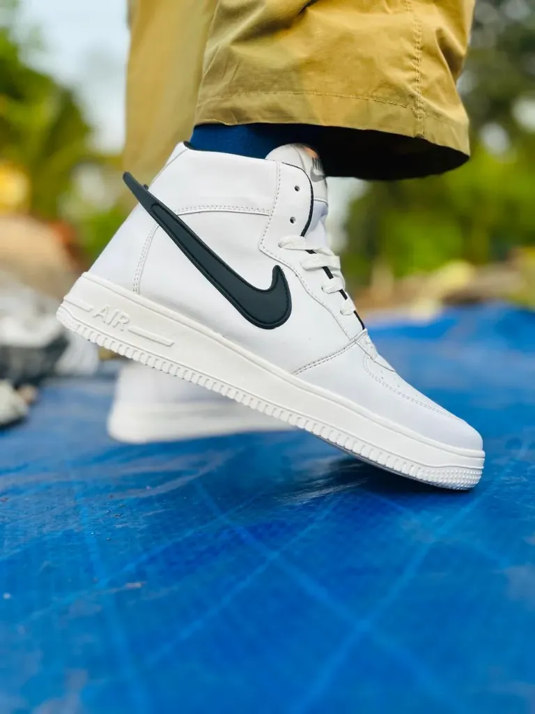 Airforce one mid high (6 uk)