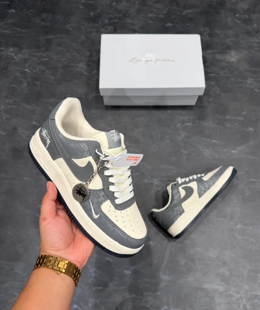 NIKE AIRFORCE STUSSY X SUPREME 2025 (40)