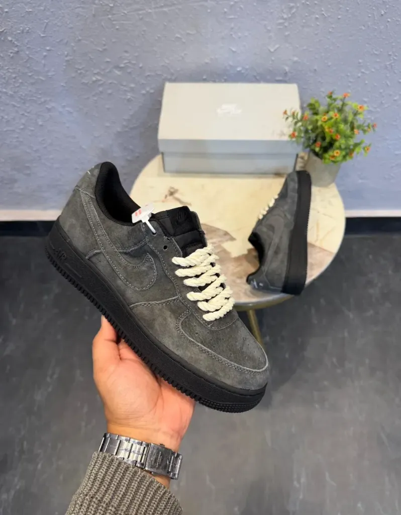 NIKE AIRFORCE CHARCOAL GREY BIG
BANG (40)