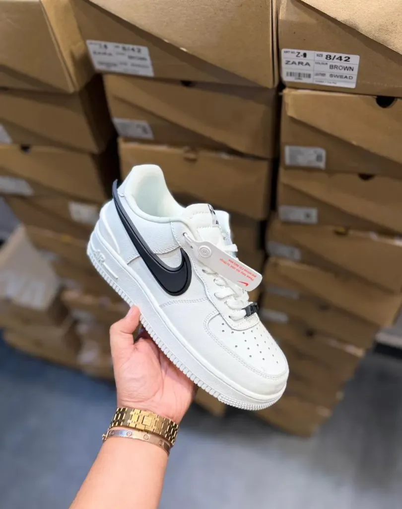 NIKE AIRFORCE AMBUSH WHITE BLACK (40)