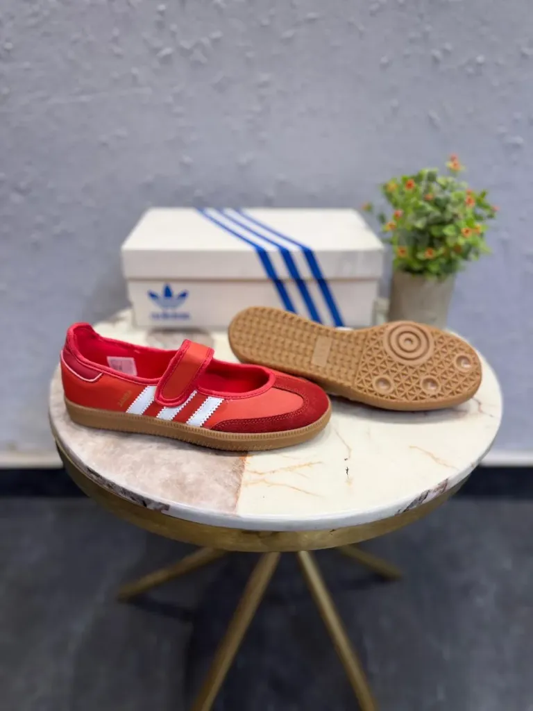 ADIDAS ORIGINALS SAMBA JANE RED
COLOR (36)