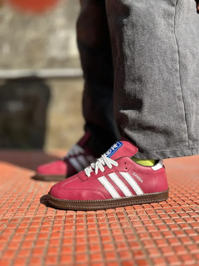 Samba Maroon