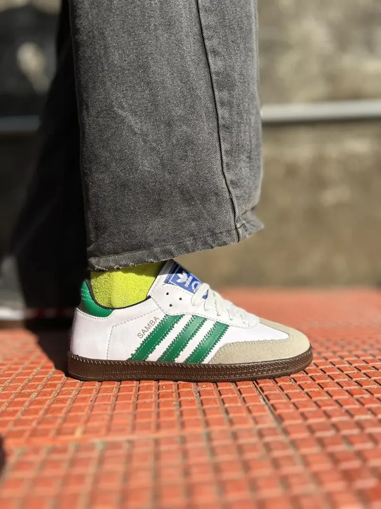 Samba white green