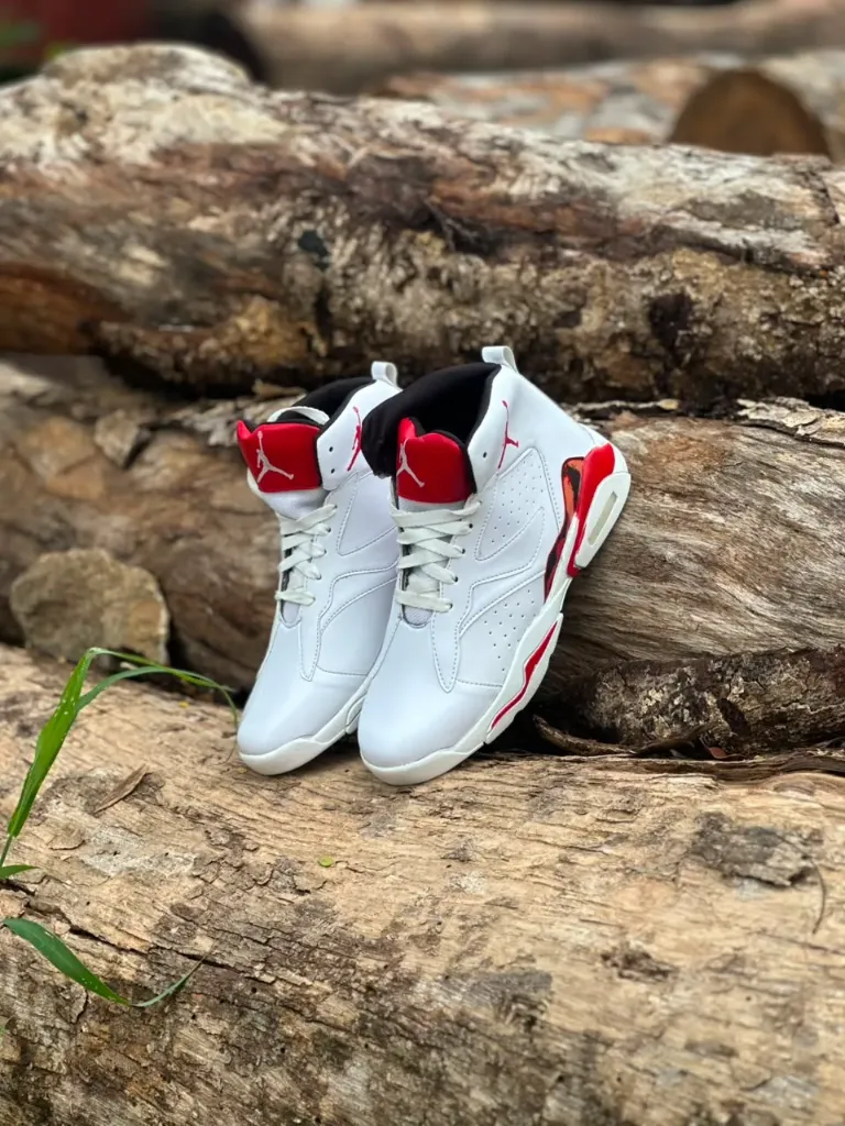 Jumpman Red White (6 uk)